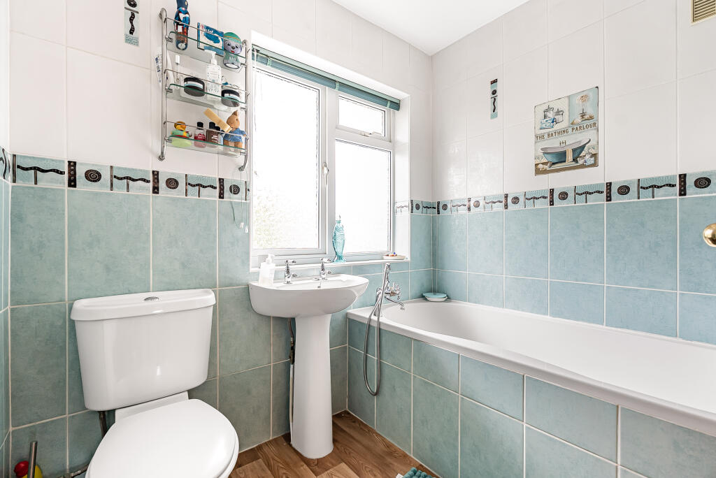 Additional image 21 of Brache Close, Redbourn, Hertfordshire, AL3