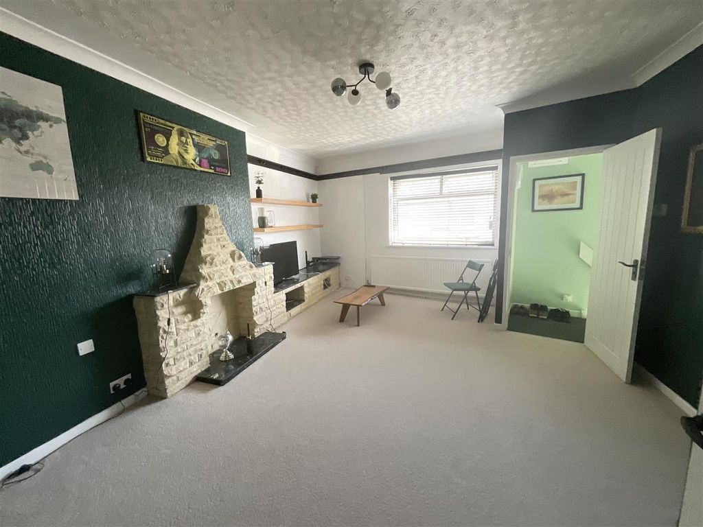 Additional image 7 of 2 bed flat for saleHigh Street, Llanelli SA15