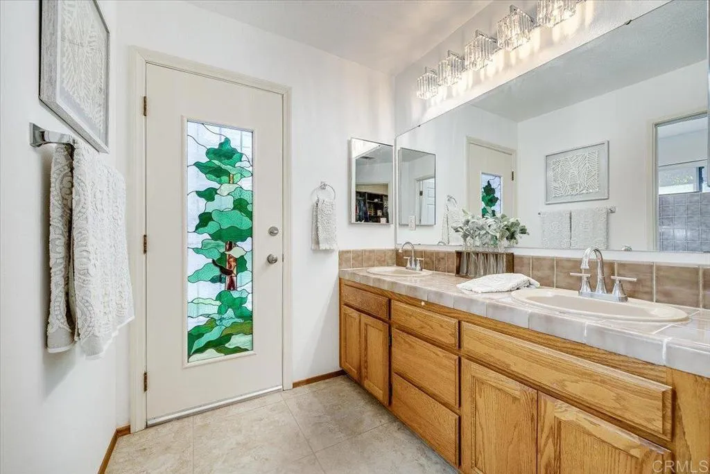 Additional image 32 of 16355 Whispering Oaks Drive, Ramona, CA 92065