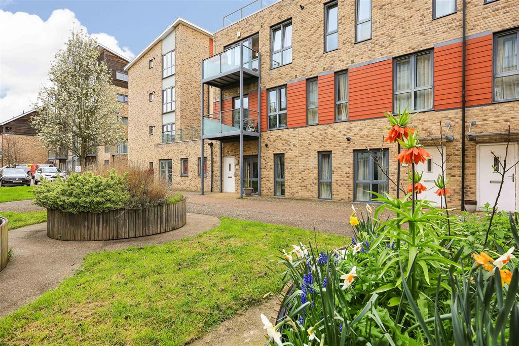 Additional image 15 of 2 bed maisonette for salePepys Court, Cambridge CB4