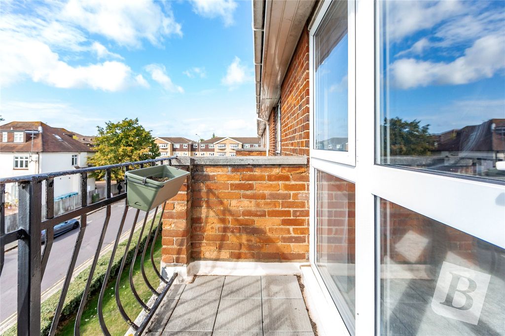 Additional image 10 of 2 bed flat for saleAbington Court, Hall Lane, Upminster RM14