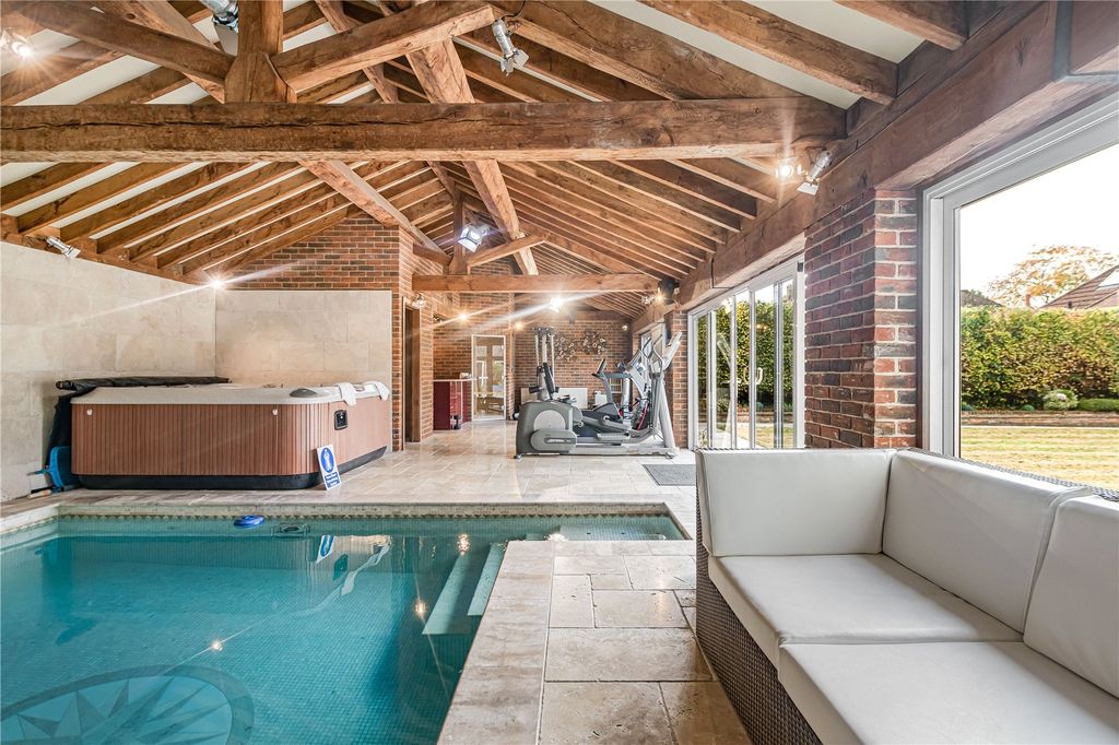 Additional image 2 of 3 bed detached house for saleGilhams Avenue, Banstead SM7