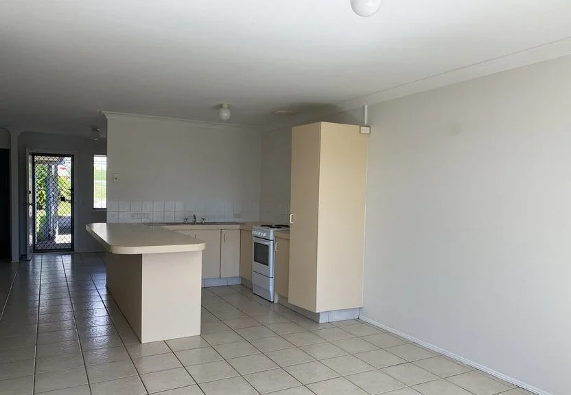 Additional image 5 of 1/175 Olsen Avenue, Labrador QLD 4215