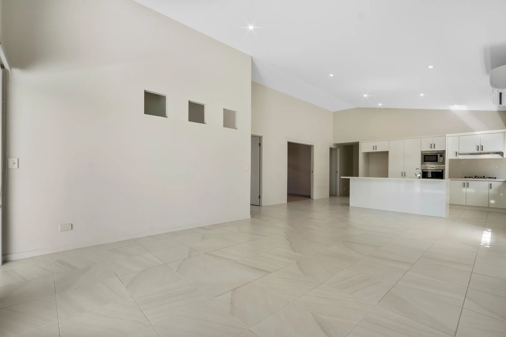 Additional image 3 of 7 Warrabah Cl, Pimpama QLD 4209
