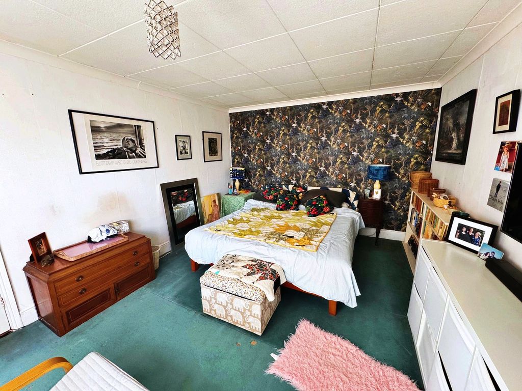 Additional image 12 of 6 bed detached house for saleStein Road, Southbourne, Emsworth PO10