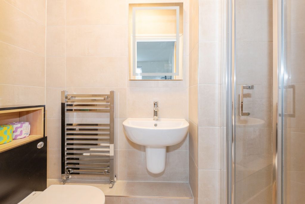 Additional image 12 of 2 bed flat for saleBrighton Road, Banstead SM7