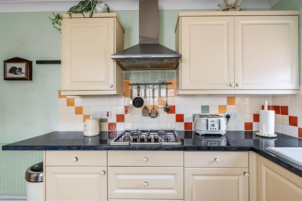 Additional image 4 of 3 bed chalet for saleWest Farm Close, Ashtead KT21