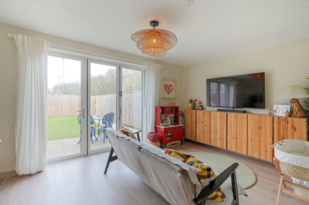 Additional image 6 of 4 bed town house for saleWoodyard Avenue, Tapton, Chesterfield S41