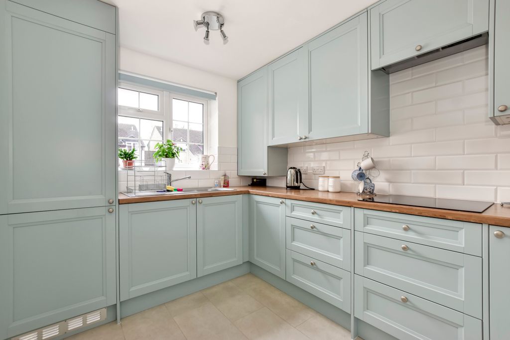 Additional image 8 of 4 bed semi-detached house for saleMargaret Close, Abbots Langley WD5