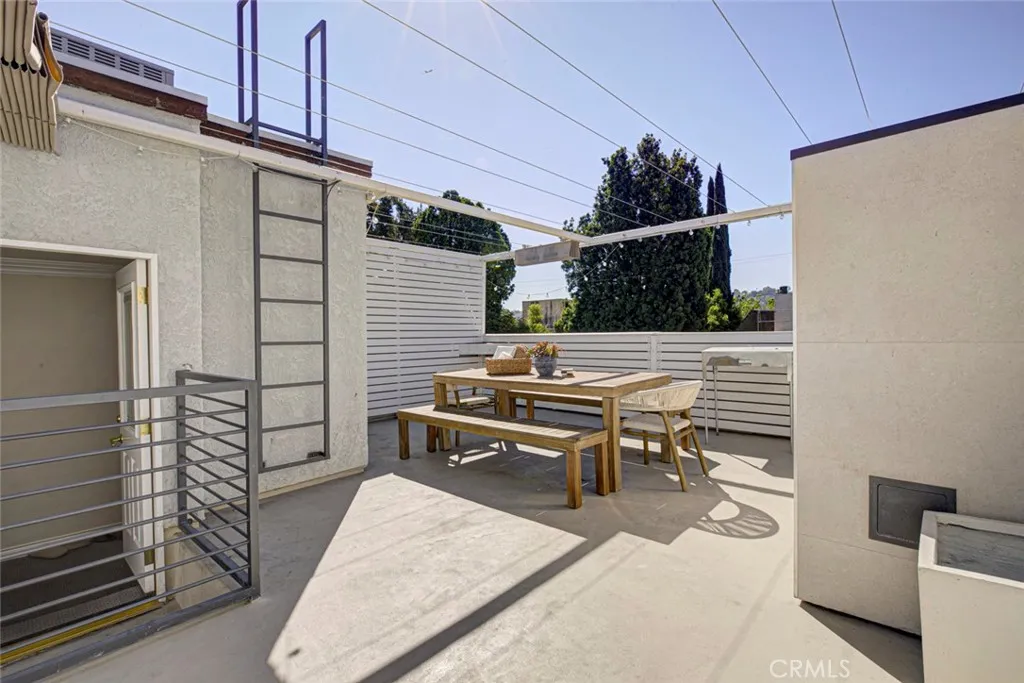 Additional image 102 of 4342 Coldwater Canyon Ave Unit 3, Studio City, CA 91604