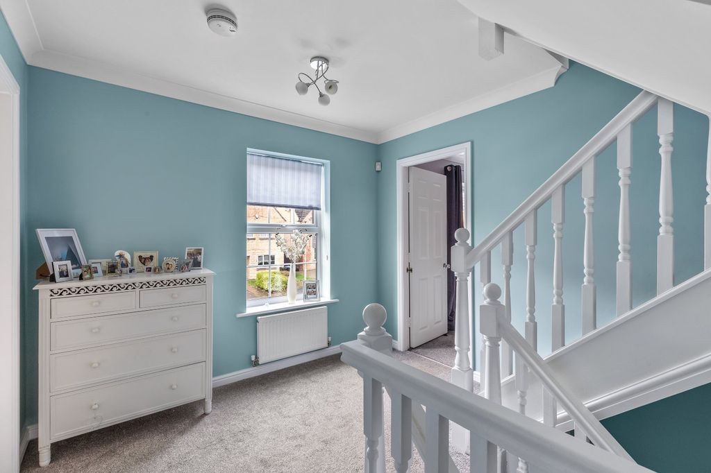 Additional image 33 of 6 bed detached house for saleAgincourt Drive, Bingley, West Yorkshire BD16