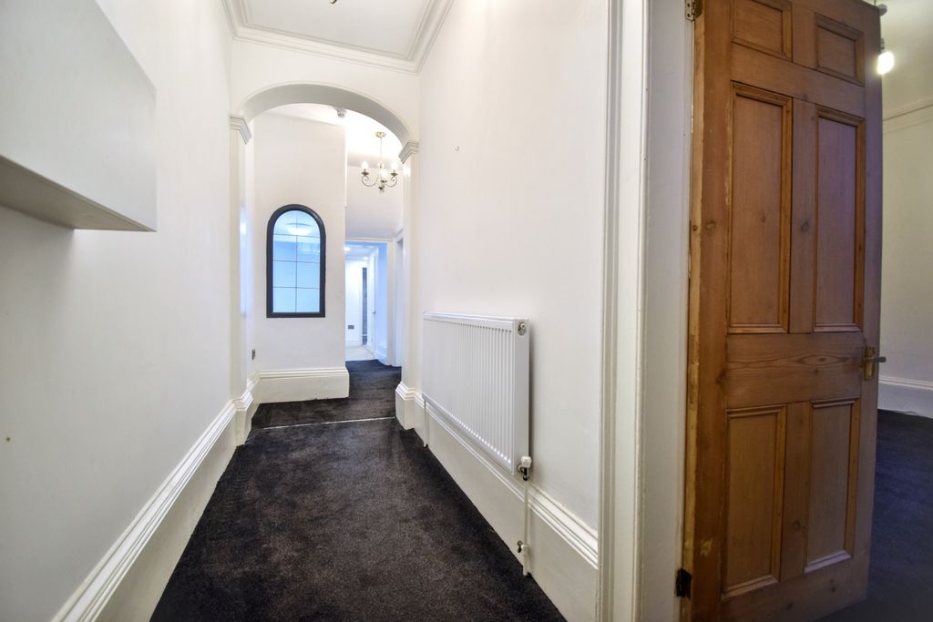 Additional image 6 of 2 bed maisonette for sale35A George Street, Louth LN11