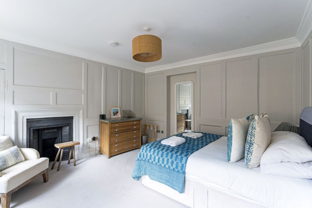 Additional image 5 of 3 bed flat for saleWood Street, Bath BA1