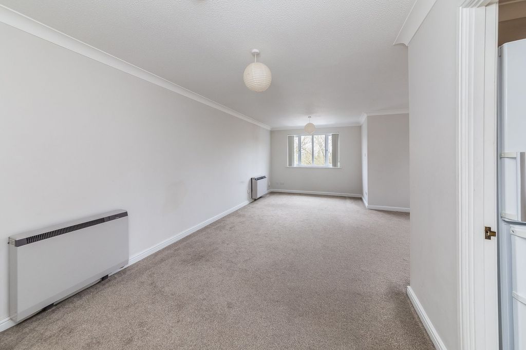 Additional image 7 of 2 bed flat for saleOck Mill Close, Abingdon OX14