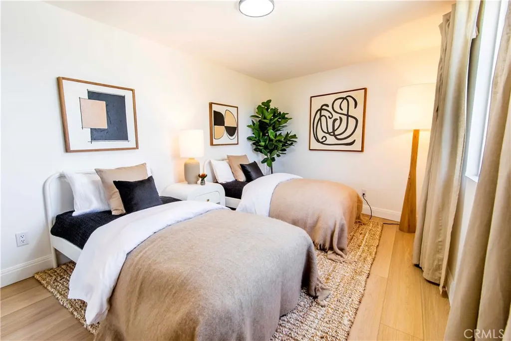 Additional image 24 of 10816 Calvert St, North Hollywood, CA 91606