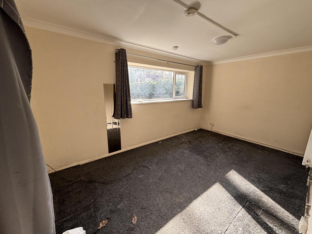 Additional image 8 of 84 Mount Pleasant Lane, Bricket Wood, St. Albans, Hertfordshire, AL2