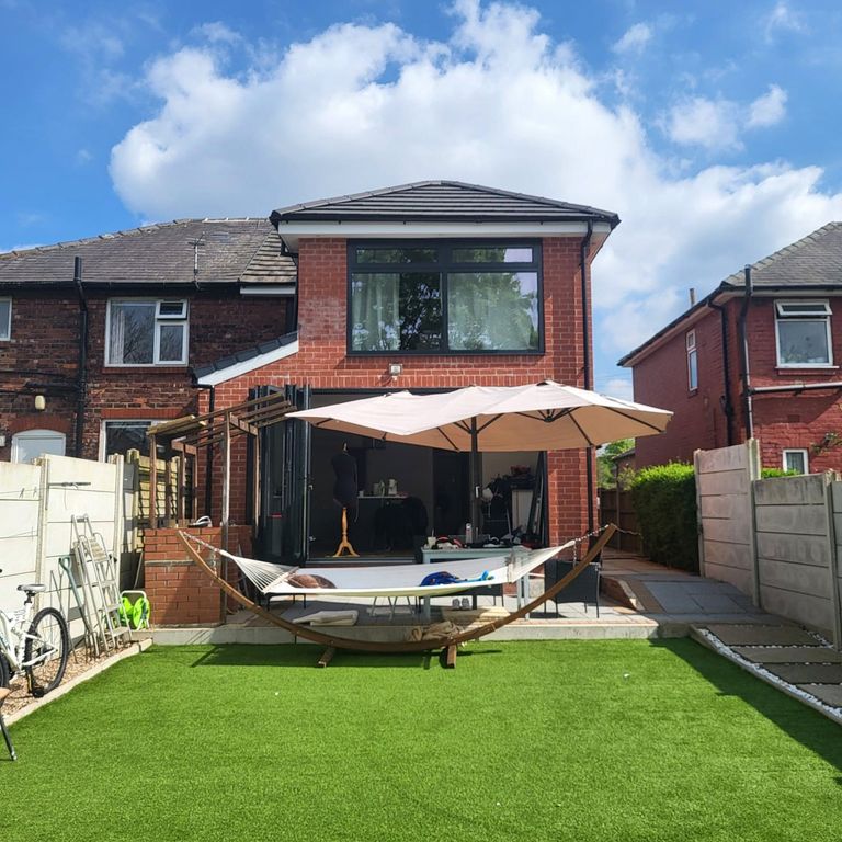 4 bed semi-detached house for saleSmallshaw Lane, Ashton-Under-Lyne, Greater Manchester OL6