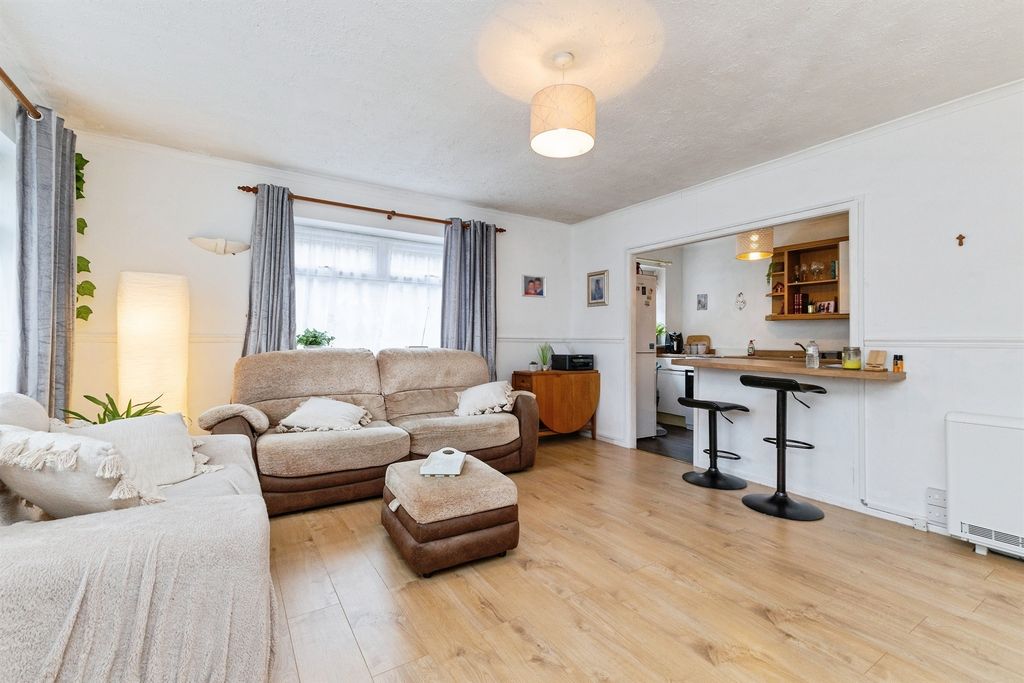 Additional image 4 of 3 bed flat for saleClaymond Court, Stockton-On-Tees TS20