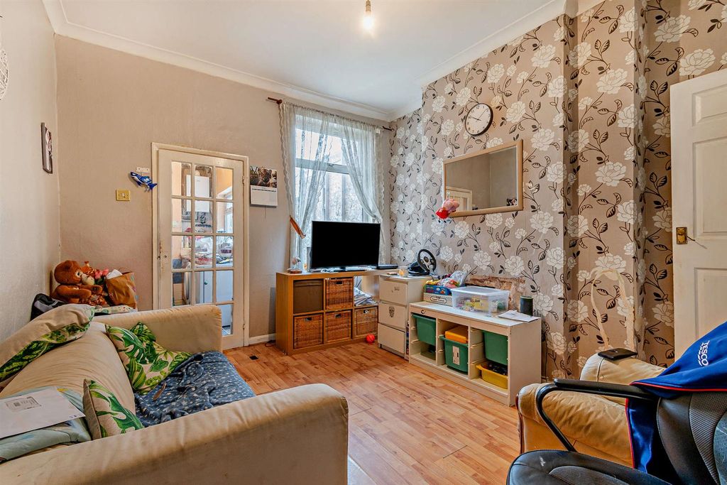 Additional image 2 of 4 bed terraced house for salePershore Road, Kings Norton, Birmingham B30