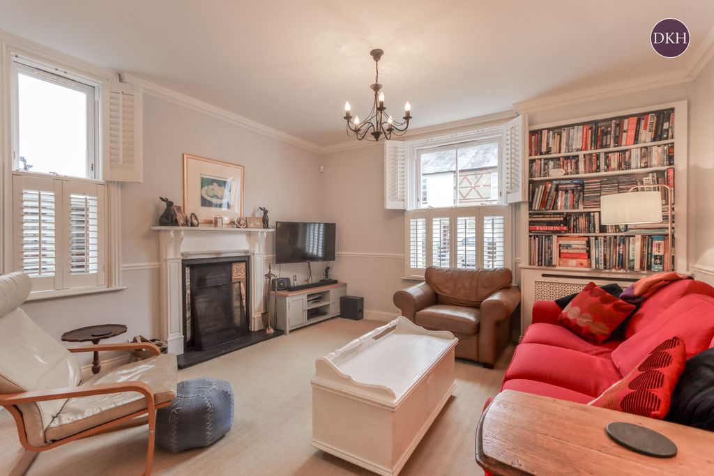 Additional image 4 of 3 bed detached house for saleAdrian Road, Abbots Langley, Hertfordshire WD5