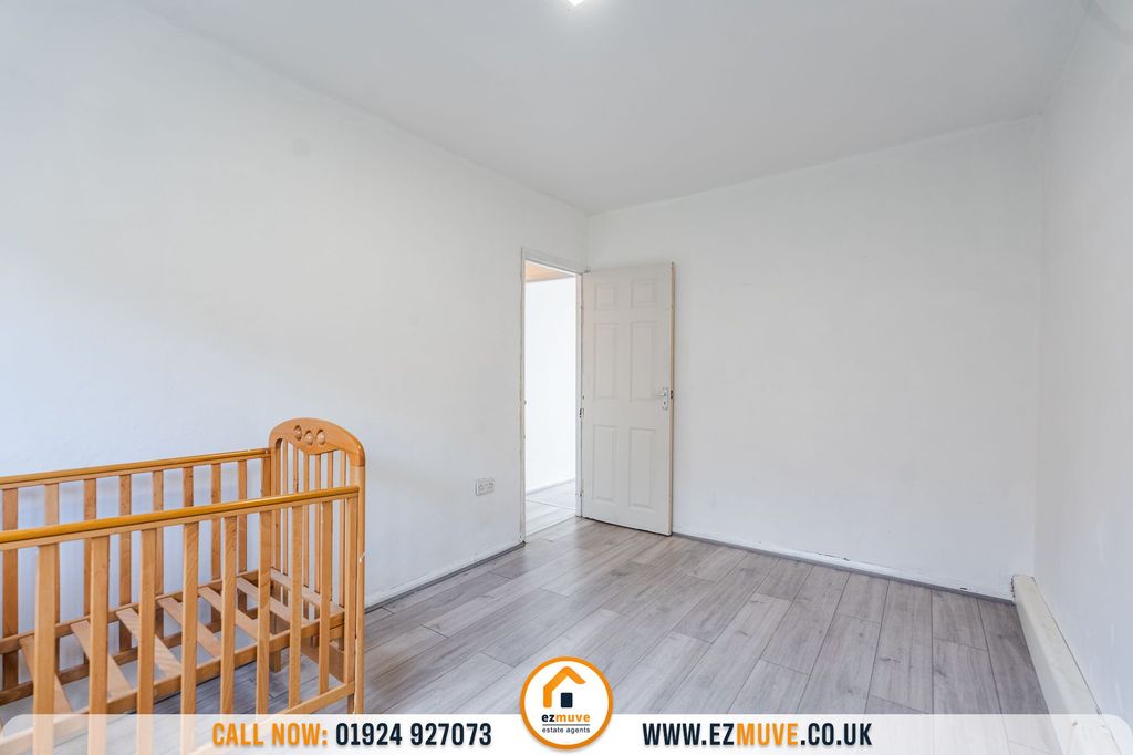 Additional image 9 of 2 bed flat for saleChinewood Avenue, Batley WF17