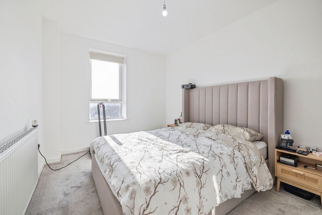 Additional image 8 of 2 bed flat for saleOxhey Drive, Watford WD19