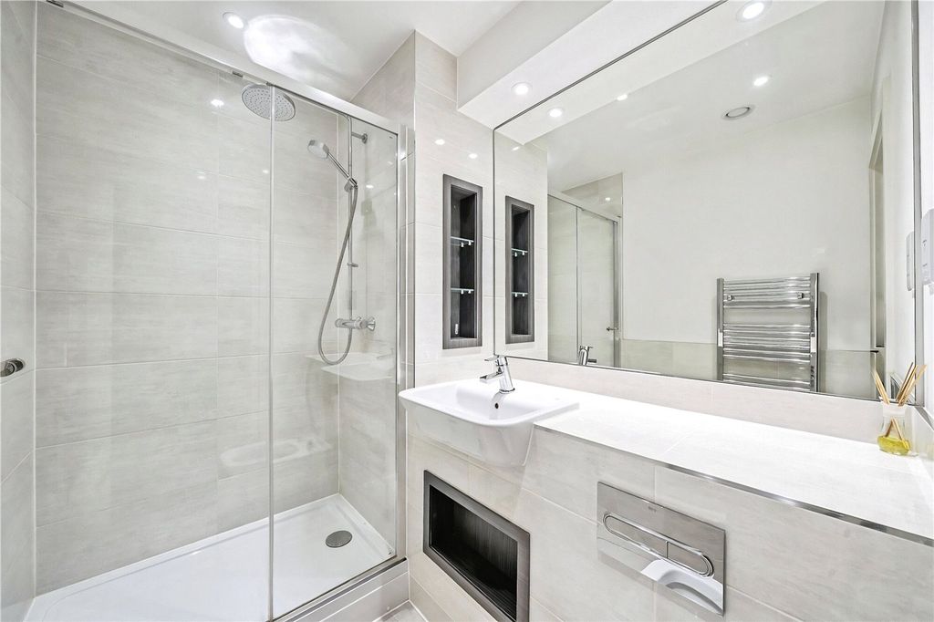 Additional image 13 of 3 bed flat for saleRegal Walk, Bexleyheath DA6