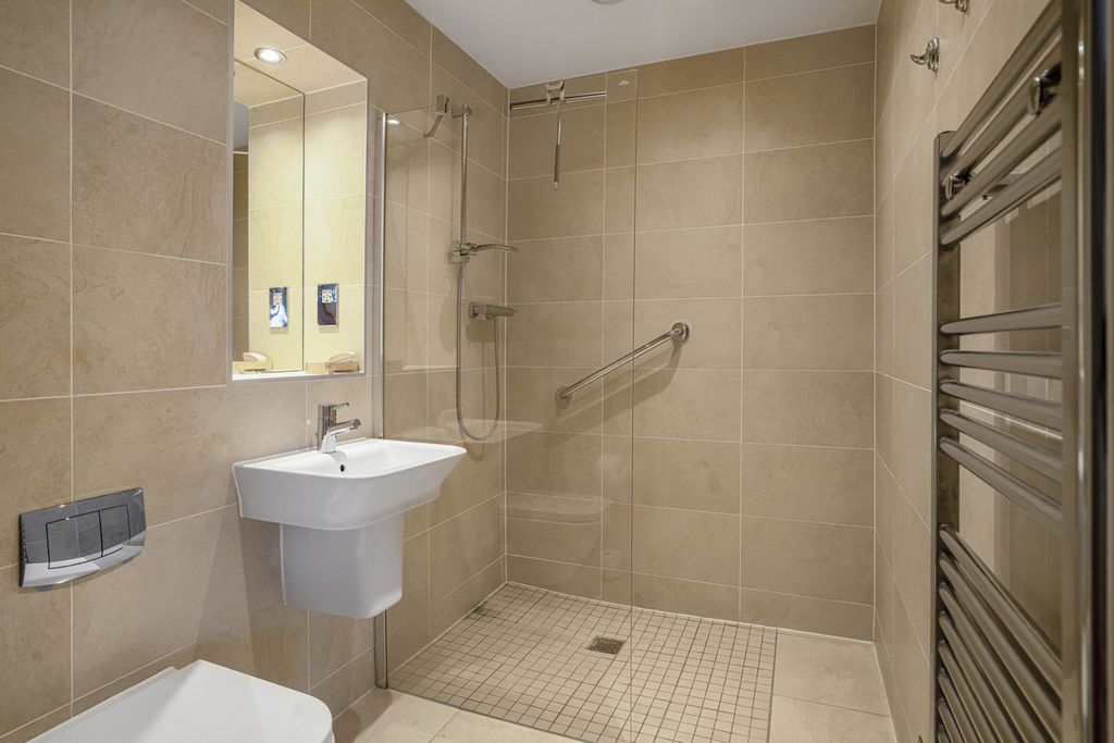 Additional image 11 of 2 bed flat for saleThe Old Gaol, Abingdon OX14