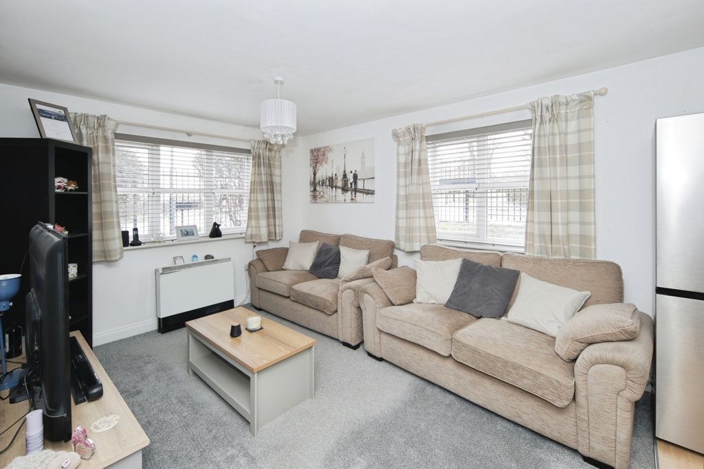 Additional image 5 of 2 bed flat for saleBlack-A-Tree Road, Nuneaton, Warwickshire CV10