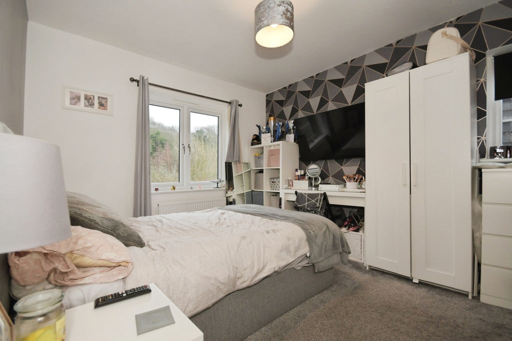 Additional image 10 of 1 bed flat for saleLaver Drive, Chesterfield, Derbyshire S41