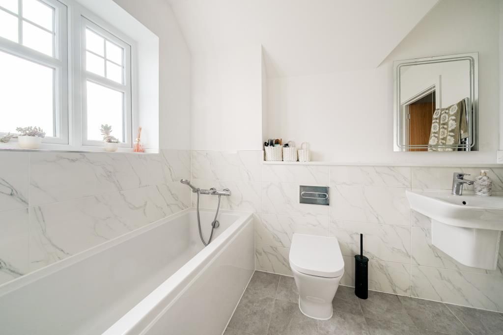 Additional image 17 of 1 bed flat for saleBagshot, Surrey GU19