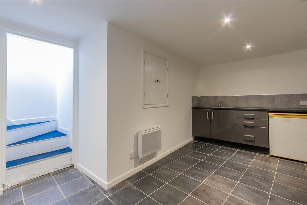 Additional image 21 of 4 bed property for saleLower Cathedral Road, Riverside, Cardiff CF11
