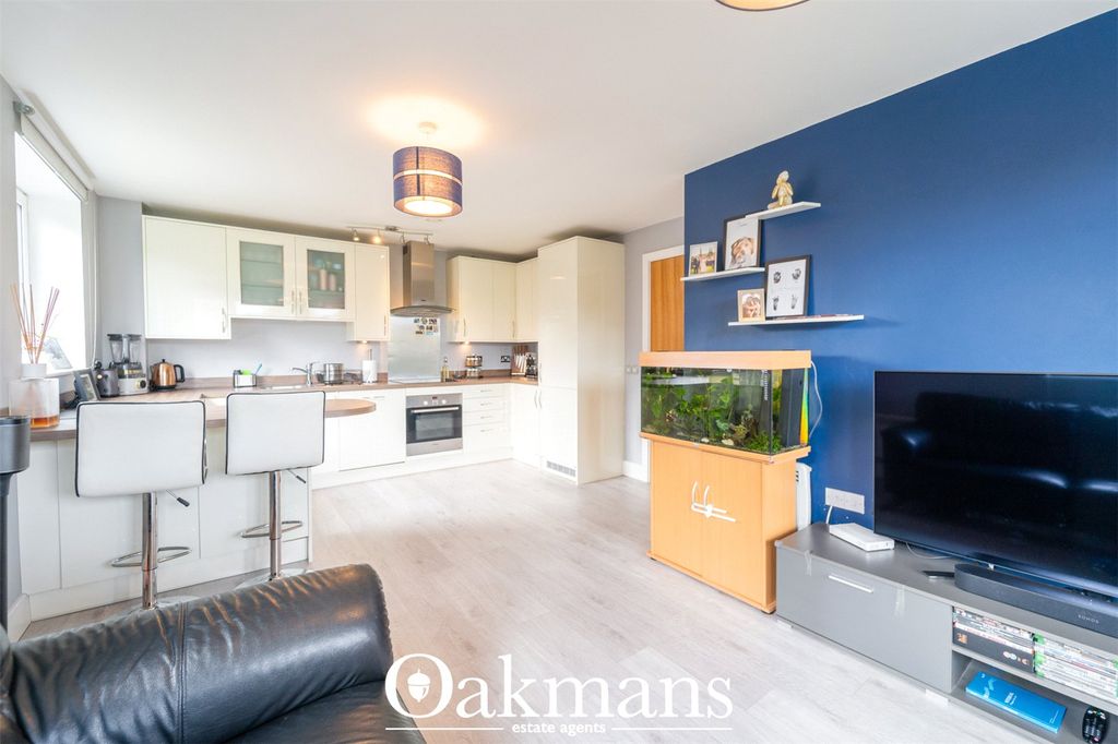 Additional image 3 of 2 bed flat for saleBell Barn Road, Birmingham, West Midlands B15