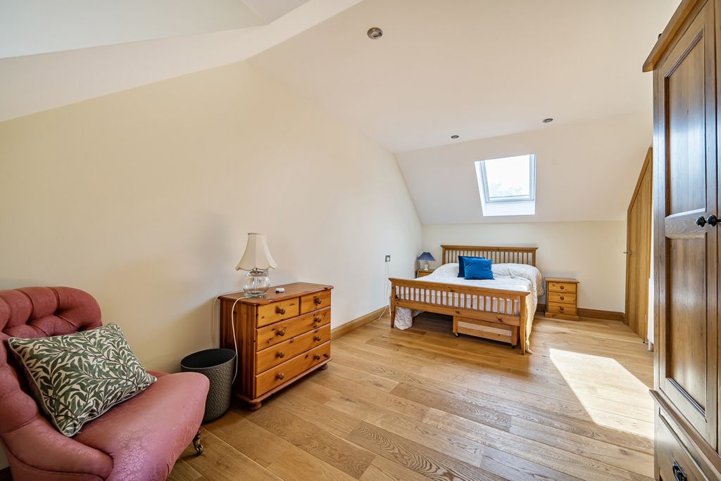 Additional image 9 of 4 bed detached house for saleNorthcourt Avenue, Reading RG2