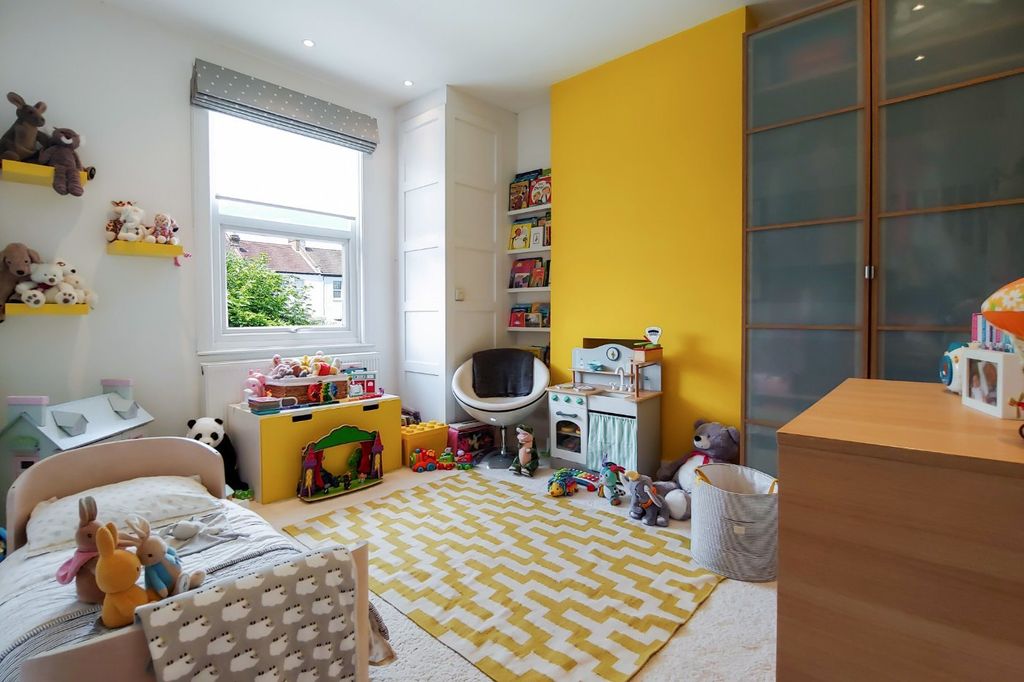 Additional image 15 of 4 bed semi-detached house for saleArrol Road, Beckenham BR3