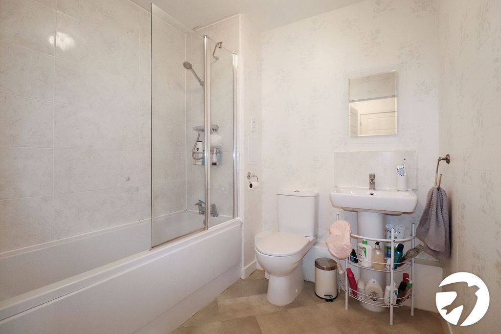 Additional image 7 of 2 bed flat for saleMorris Drive, Belvedere DA17