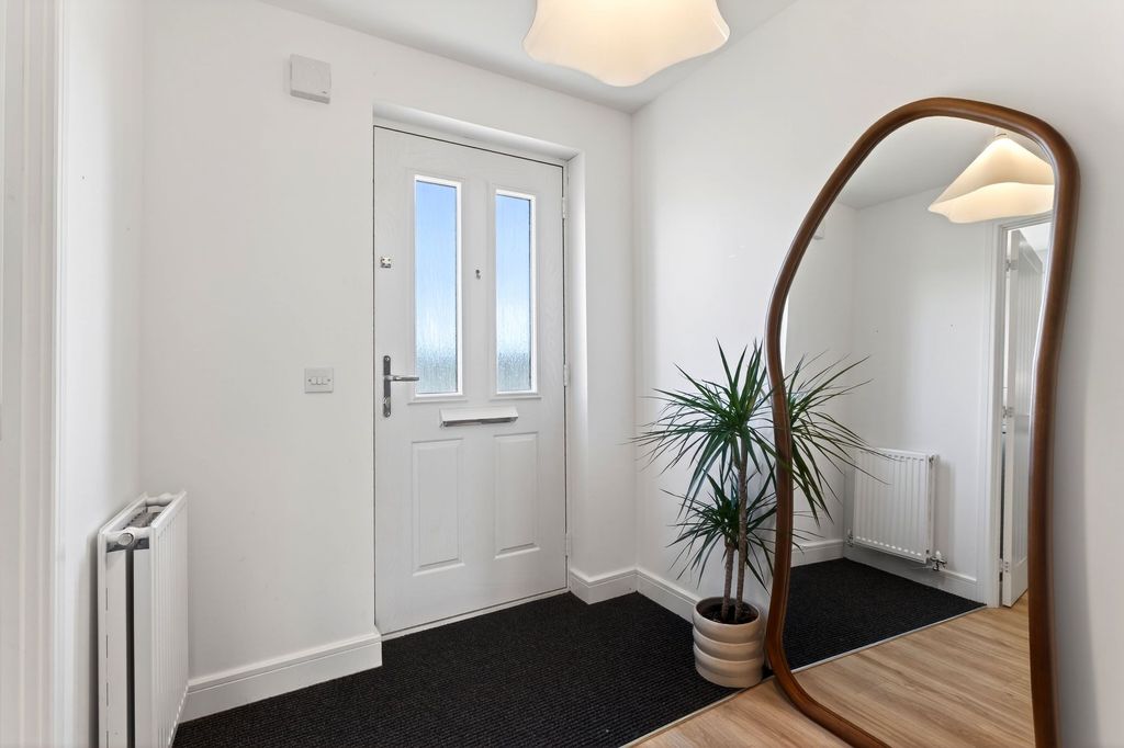 Additional image 7 of 2 bed semi-detached house for saleHedgerow Way, Coatbridge ML5