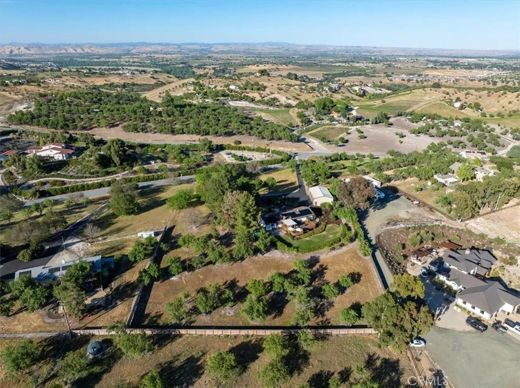 Additional image 38 of 1015 Lost Springs Ln, Paso Robles, CA 93446