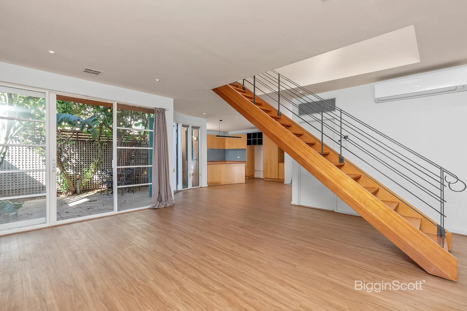 33 Waterloo Place, Richmond VIC 3121 photo 4
