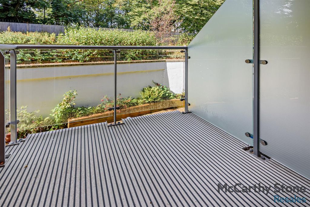 Additional image 4 of 1 bed flat for saleWayfarer Place, The Dean, Alresford SO24
