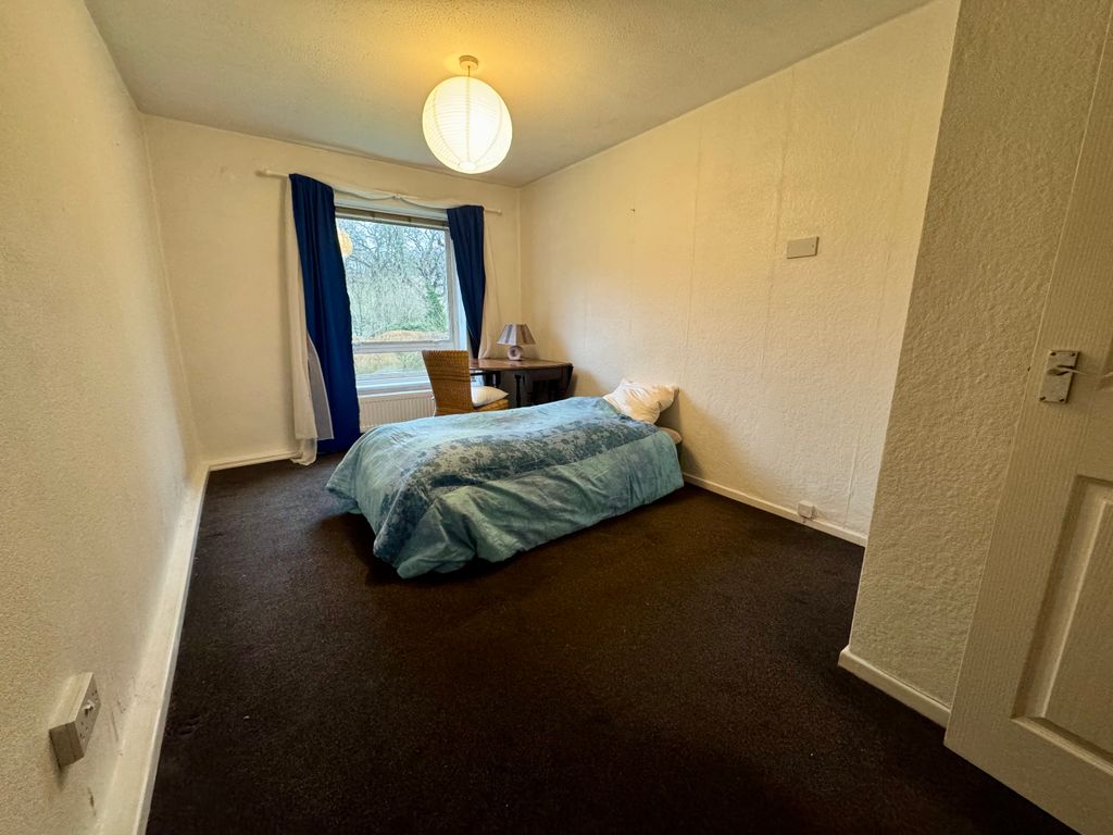 Additional image 5 of 1 bed flat for saleWhite Hill Court, Berkhamsted, Hertfordshire HP4