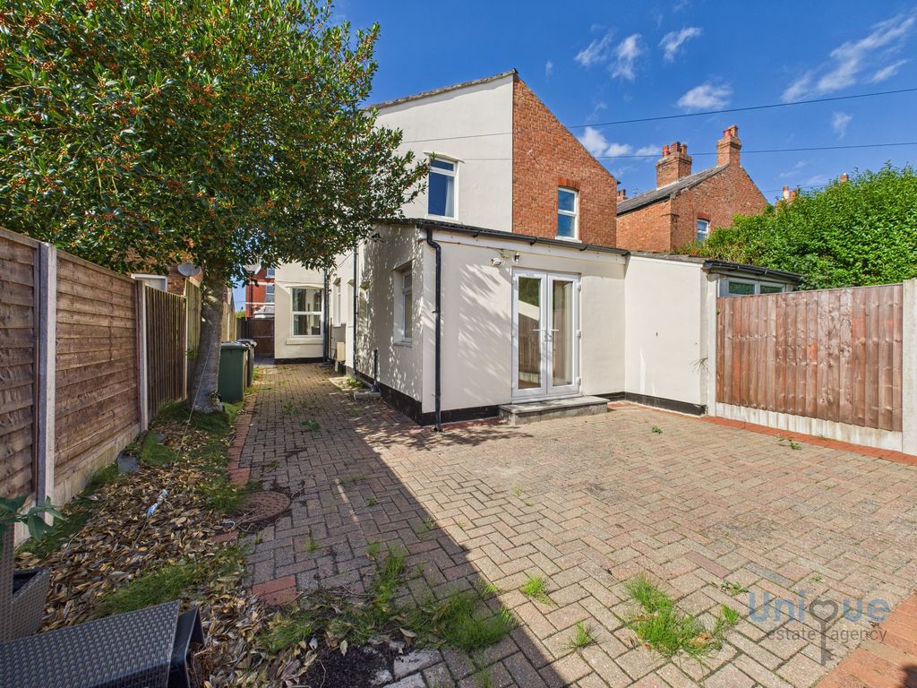 Additional image 11 of 6 bed terraced house for saleSt. Albans Road, Lytham St. Annes FY8