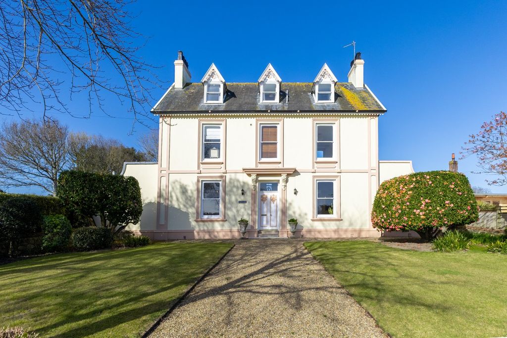 4 bed detached house for saleLe Hautgard, Vale, Guernsey GY3