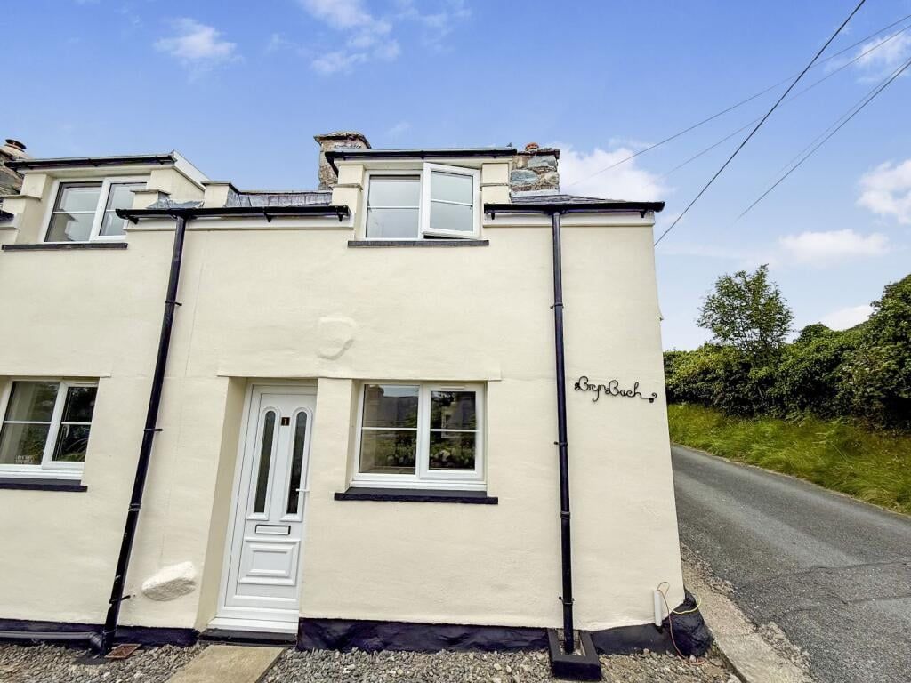 2 bed terraced house for saleDyffryn Ardudwy LL44