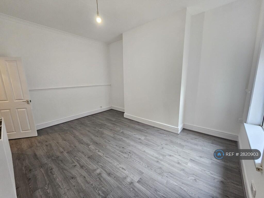 Marsh House Lane, Darwen, BB3 photo 2