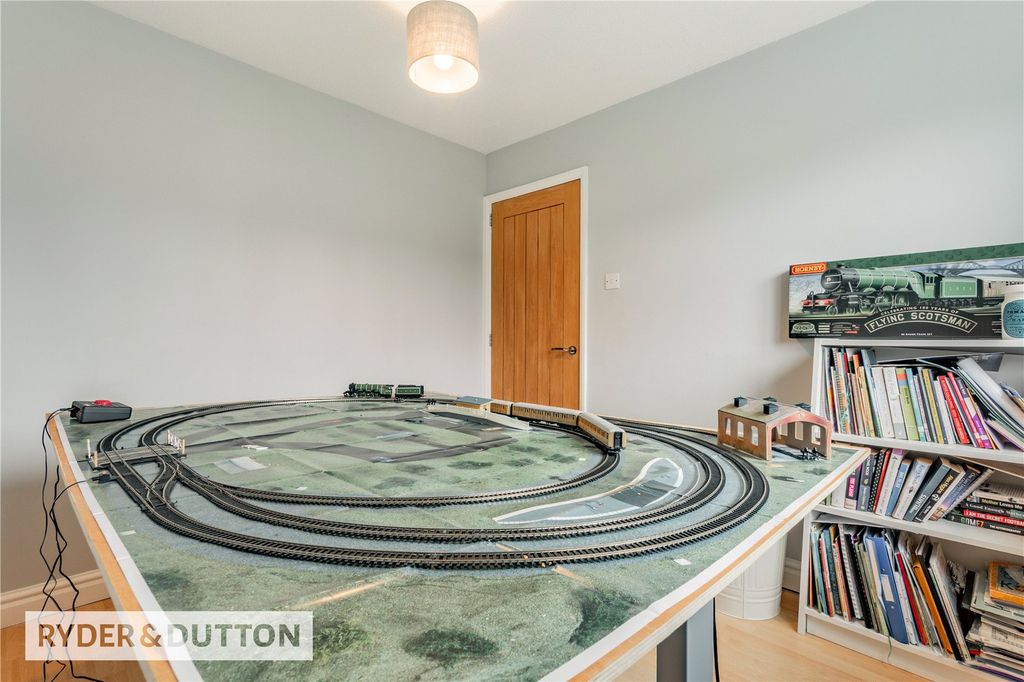 Additional image 18 of 4 bed detached house for saleFieldfare Way, Ashton-Under-Lyne, Greater Manchester OL7