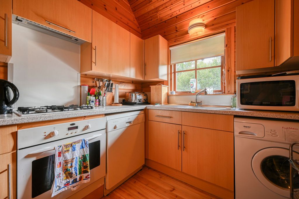 Additional image 6 of 4 bed chalet for sale2 Broallan, Beauly IV4