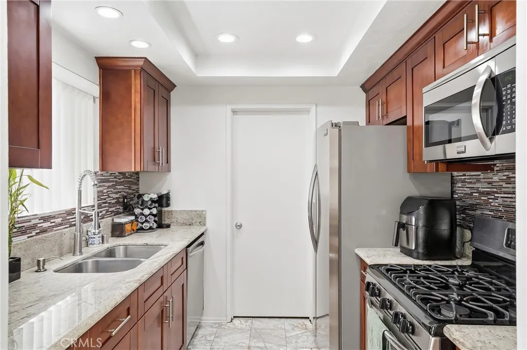 Additional image 83 of 800 Termino Avenue Unit 5, Long Beach, CA 90804