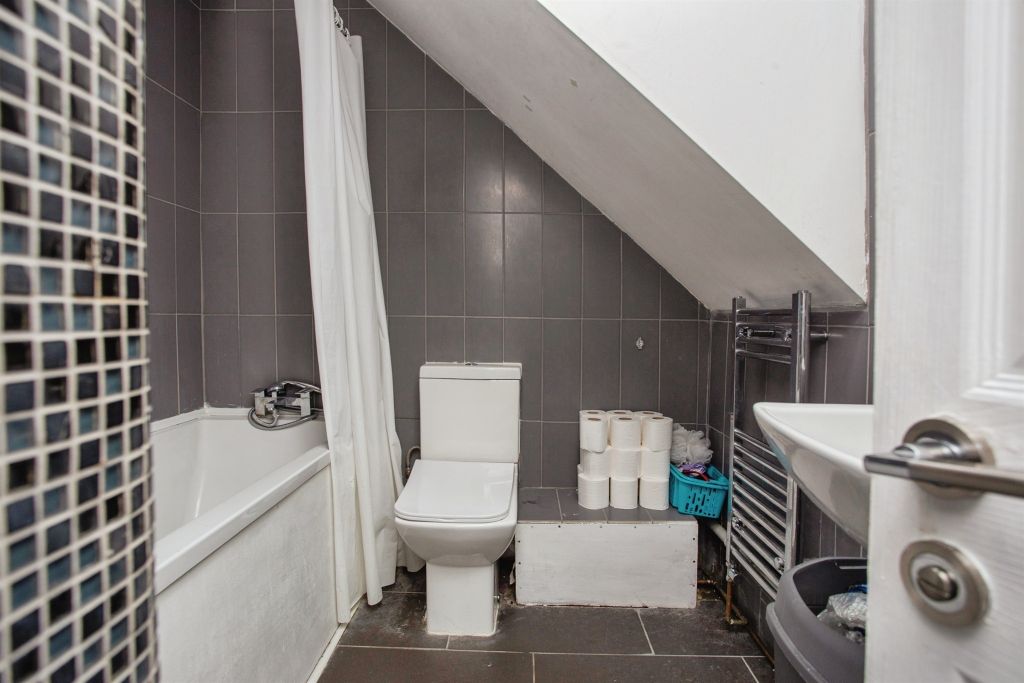 Additional image 11 of 7 bed semi-detached house for saleMaylands Road, Watford WD19