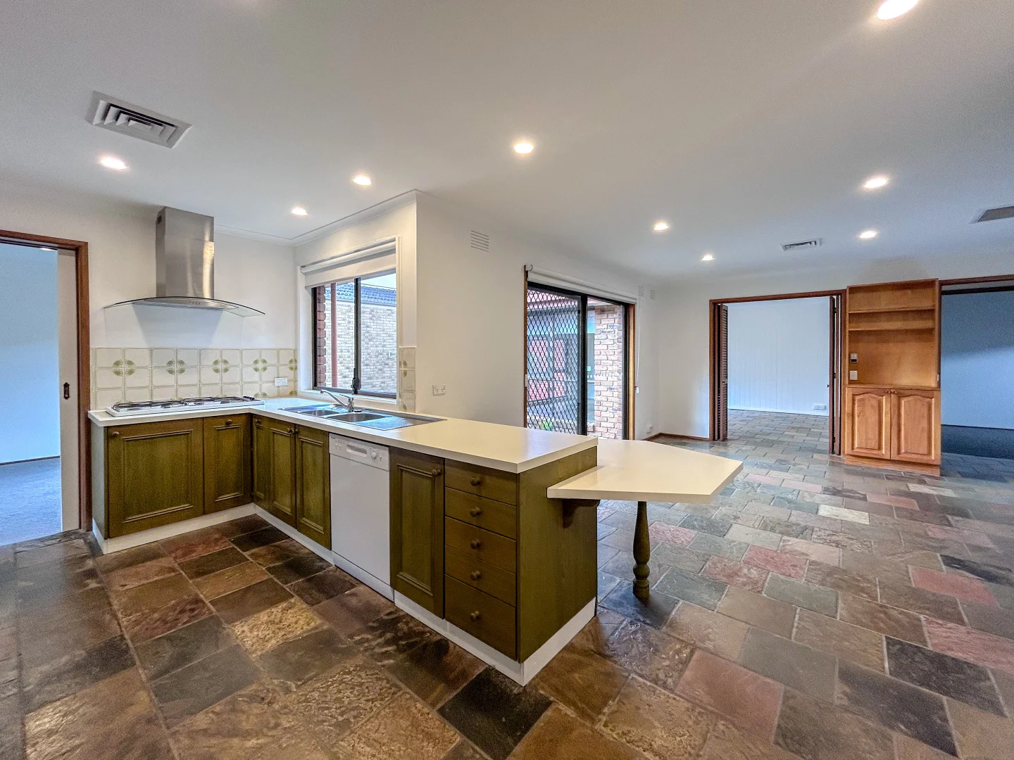 Additional image 7 of 140 Centre Dandenong Road, Dingley Village VIC 3172